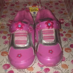 NWT Minnie Mouse Velcro Sneakers